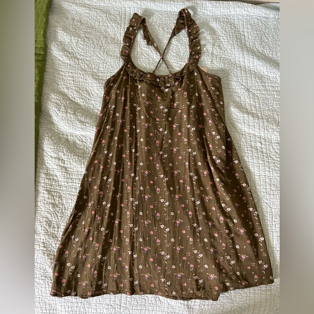 NWT Junior’s SO Ruffle Strap Swing Mini dress